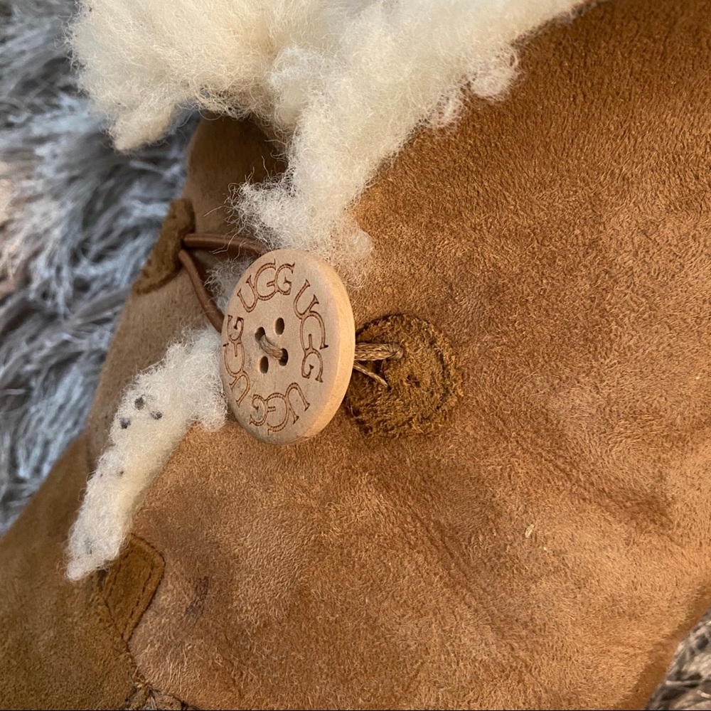 Ugg Bailey Button - image 8